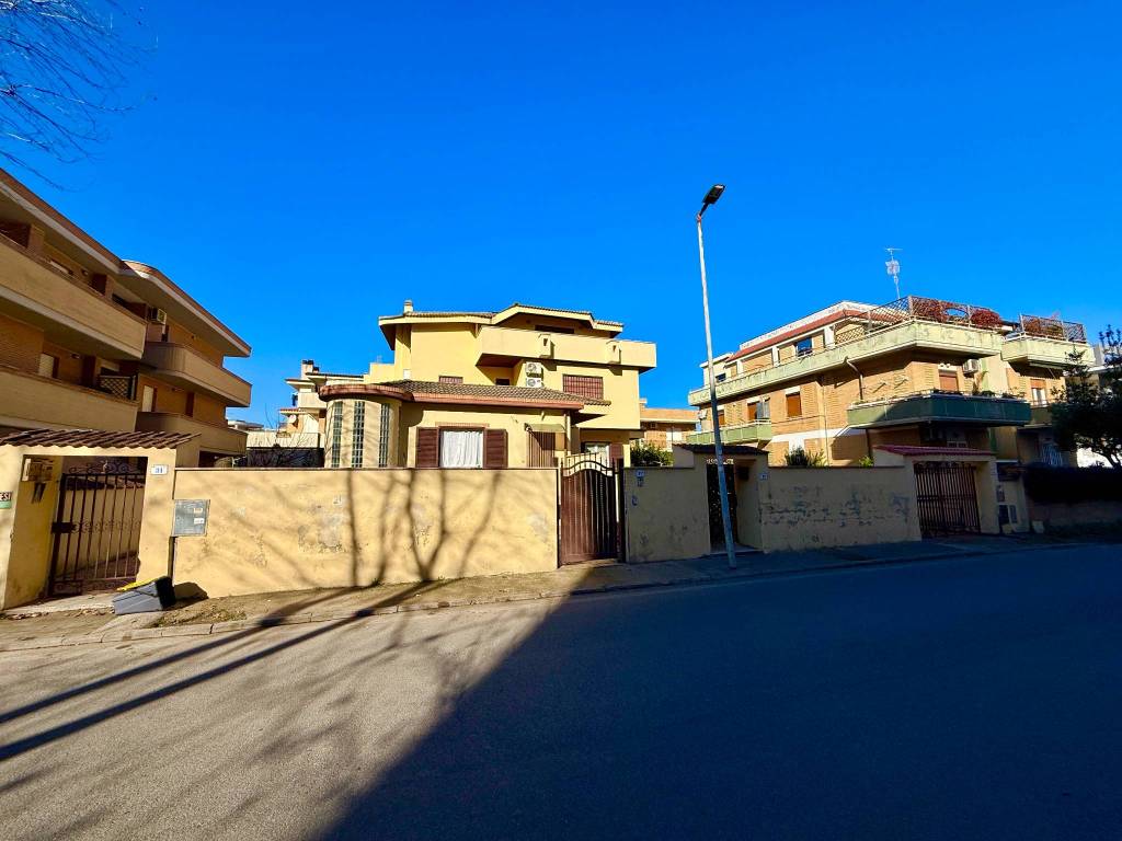 appartamento in vendita a Nettuno