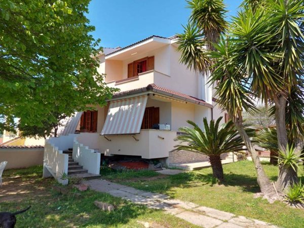 casa indipendente in vendita a Nettuno