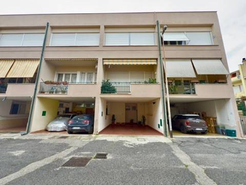 casa indipendente in vendita a Nettuno
