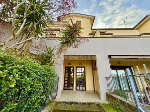 villa in vendita a Nettuno