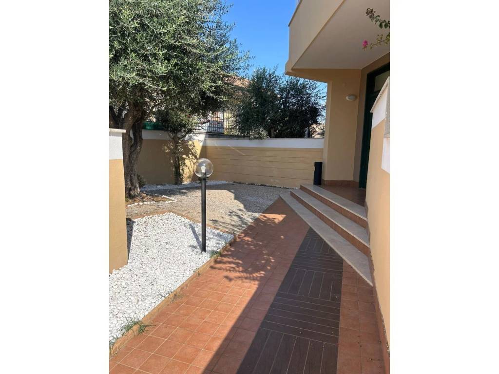 appartamento in vendita a Nettuno