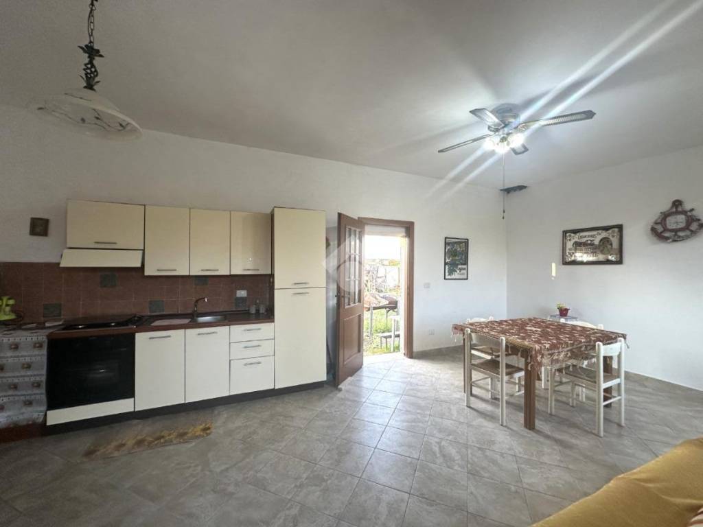 casa indipendente in vendita a Nettuno