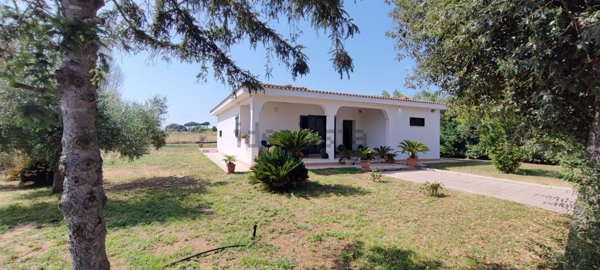 casa indipendente in vendita a Nettuno