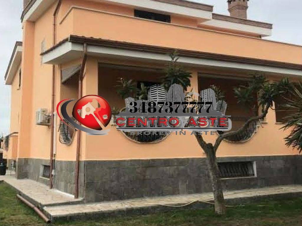casa indipendente in vendita a Nettuno