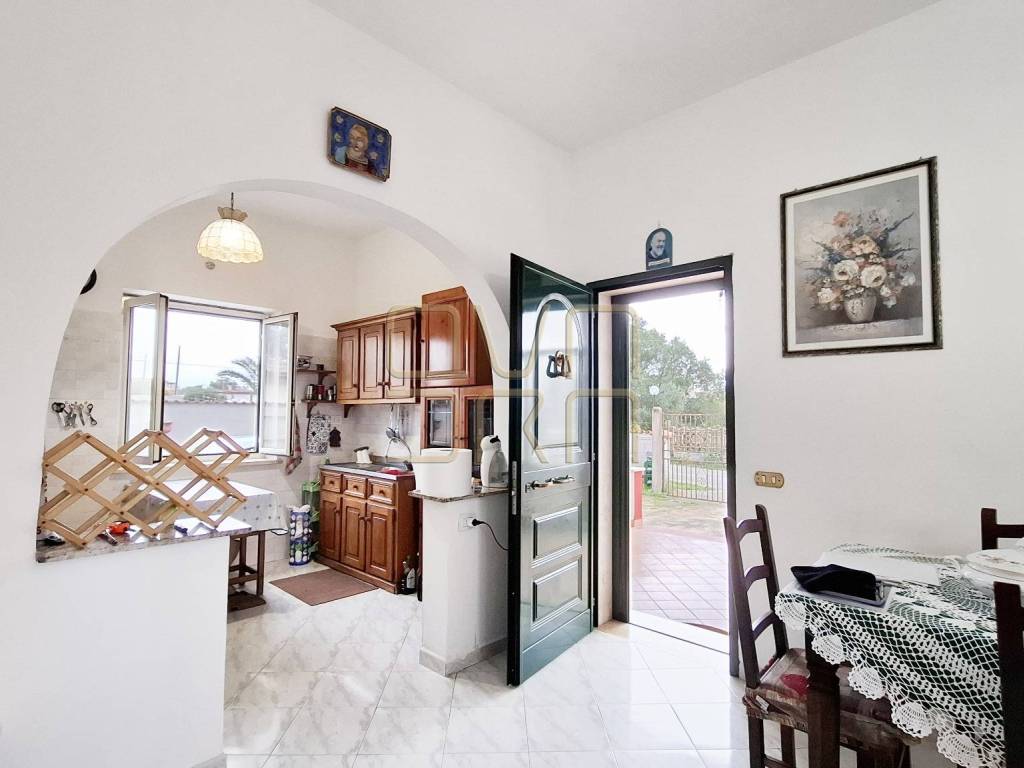 casa indipendente in vendita a Nettuno