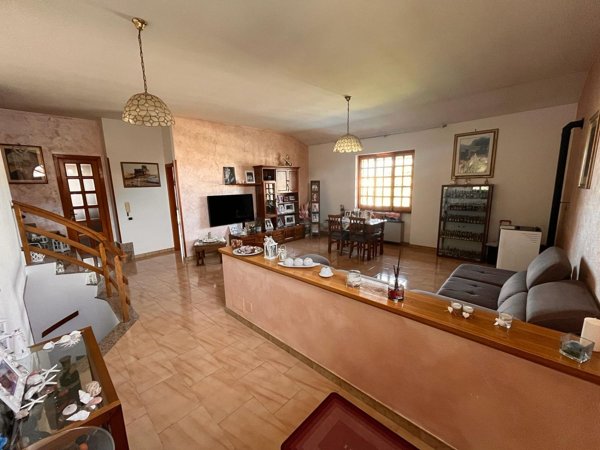 casa indipendente in vendita a Nettuno