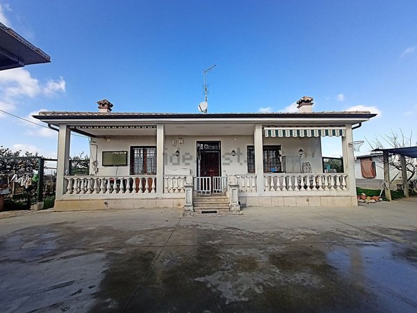 casa indipendente in vendita a Nettuno
