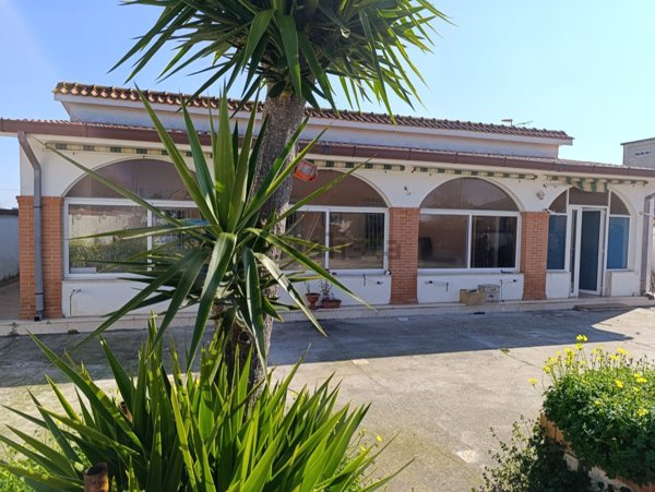 casa indipendente in vendita a Nettuno