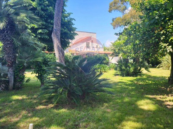 casa indipendente in vendita a Nettuno