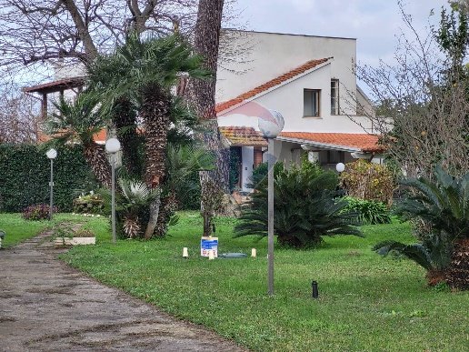 casa indipendente in vendita a Nettuno