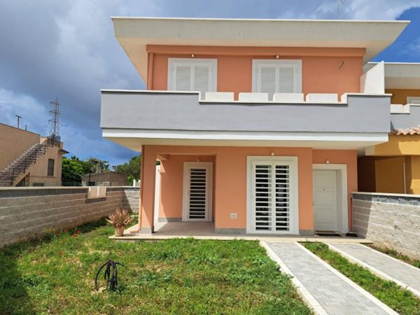 casa indipendente in vendita a Nettuno