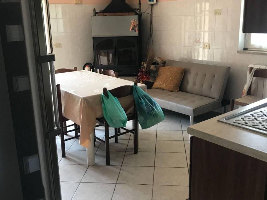 casa indipendente in vendita a Nettuno