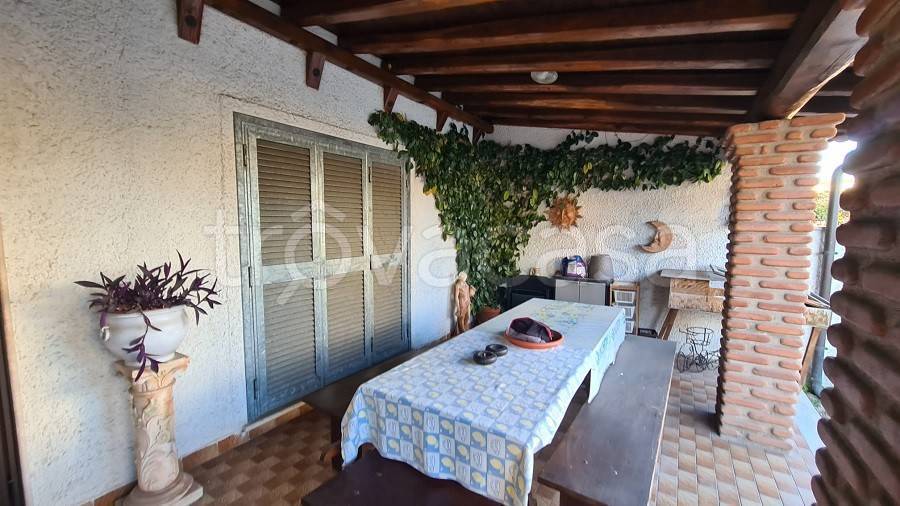 casa indipendente in vendita a Nettuno