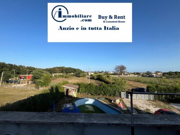 casa indipendente in vendita a Nettuno
