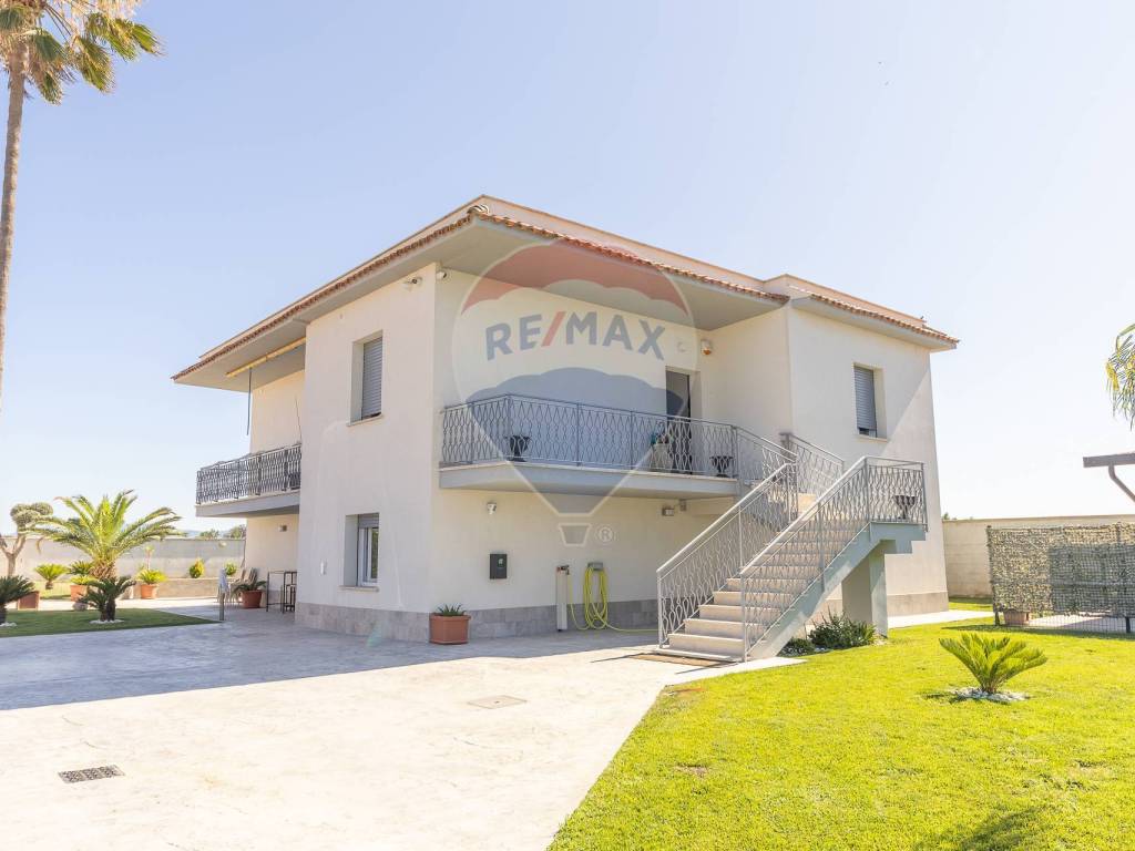 casa indipendente in vendita a Nettuno