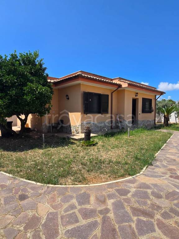 casa indipendente in vendita a Nettuno