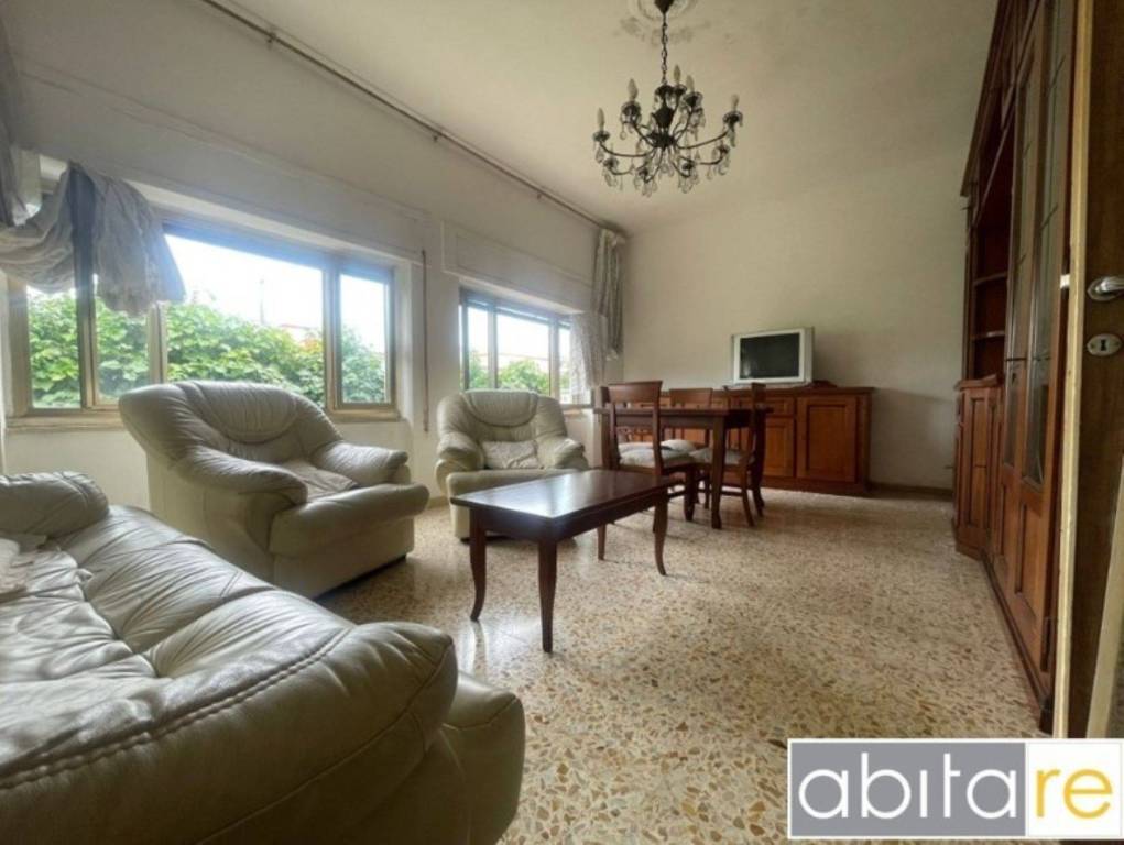 casa indipendente in vendita a Nettuno