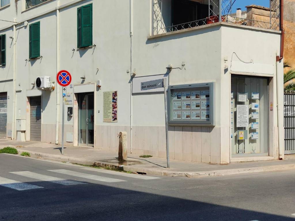 negozio in vendita a Nettuno
