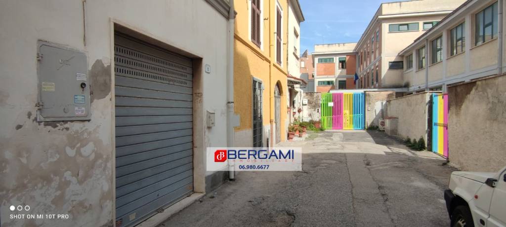 ufficio in vendita a Nettuno