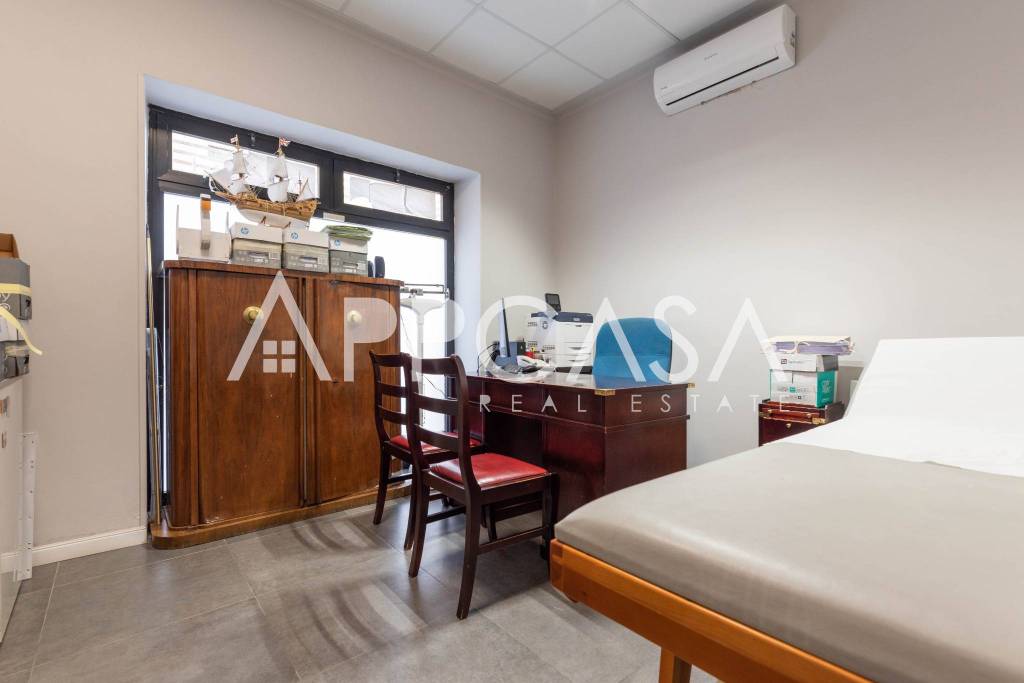 negozio in vendita a Nettuno