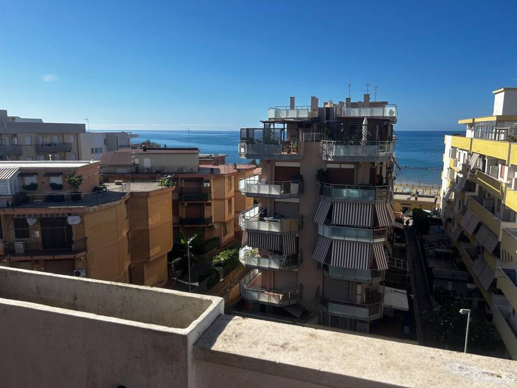 appartamento in vendita a Nettuno