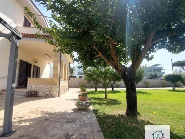 casa indipendente in vendita a Nettuno