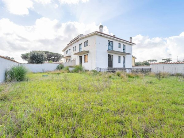 casa indipendente in vendita a Nettuno