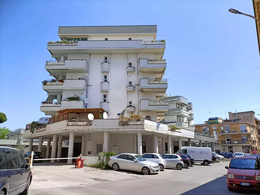locale di sgombero in vendita a Nettuno