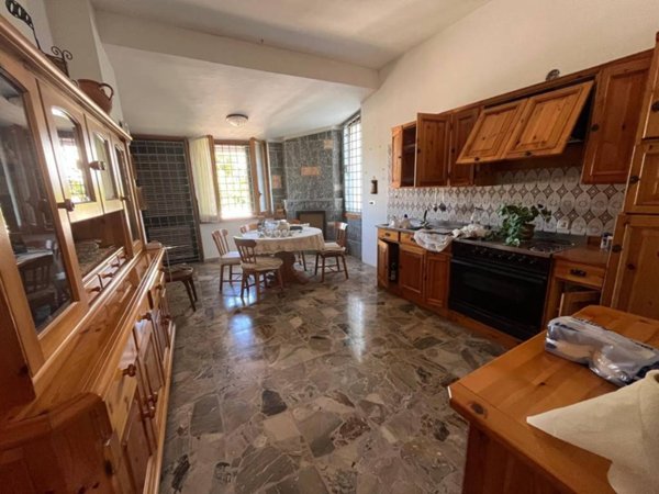 casa indipendente in vendita a Nettuno