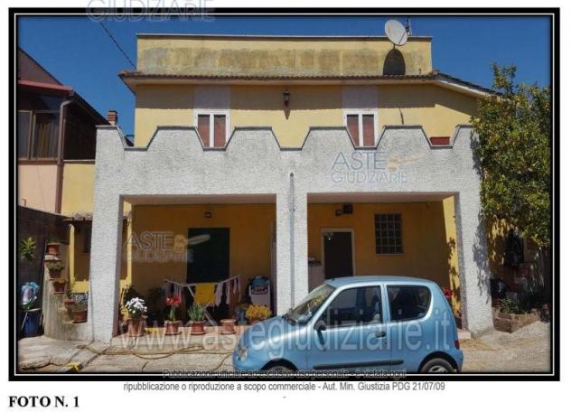 casa indipendente in vendita a Nettuno