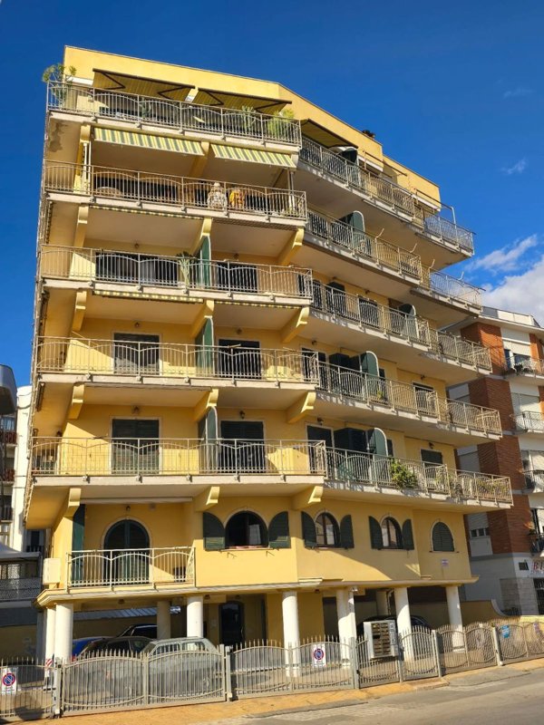 appartamento in vendita a Nettuno
