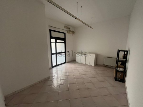 ufficio in vendita a Nettuno