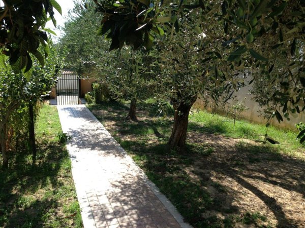 casa indipendente in vendita a Nettuno