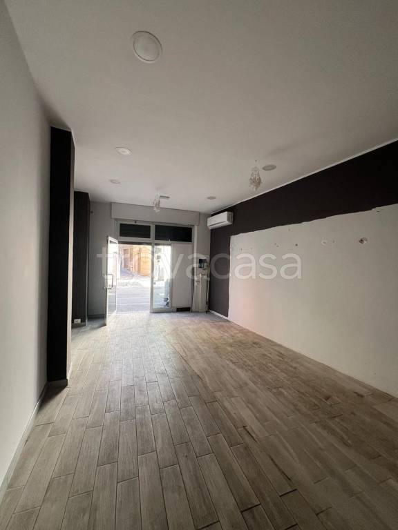 negozio in vendita a Nettuno