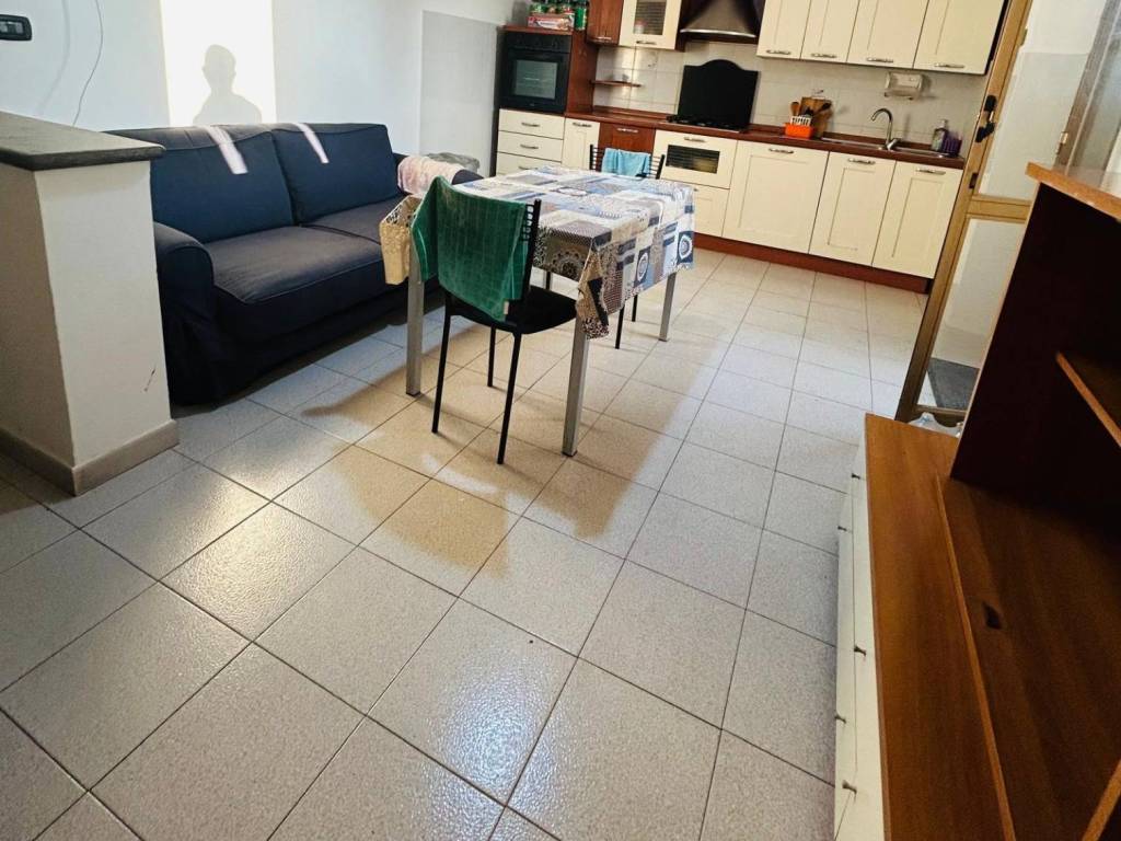 appartamento in vendita a Nettuno in zona Padiglione