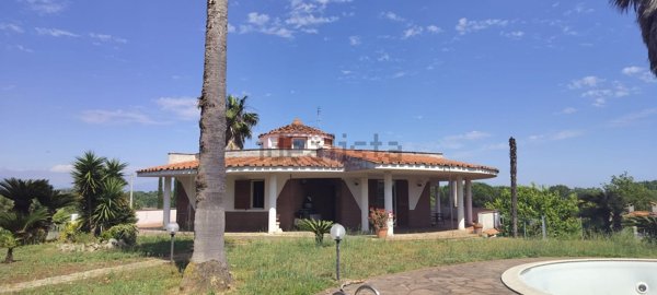 casa indipendente in vendita a Nettuno