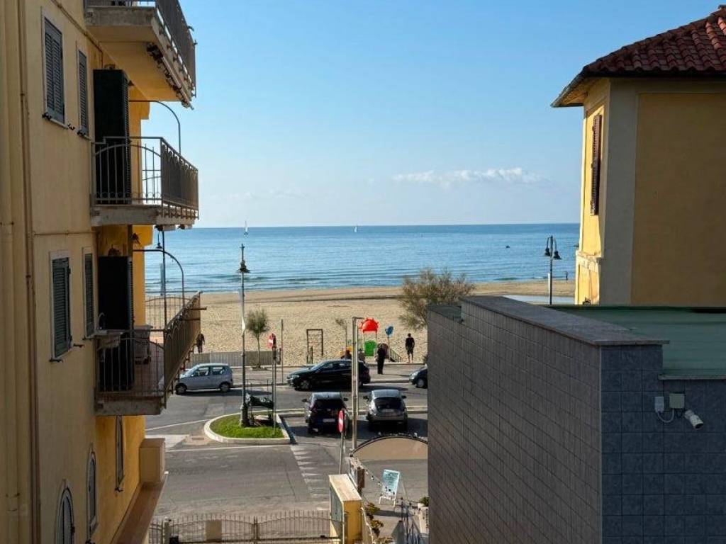 appartamento in vendita a Nettuno