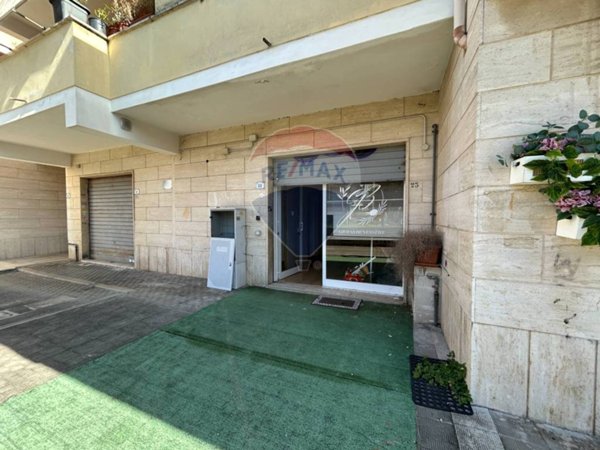 negozio in vendita a Nettuno