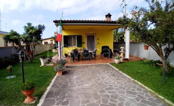 casa indipendente in vendita a Nettuno