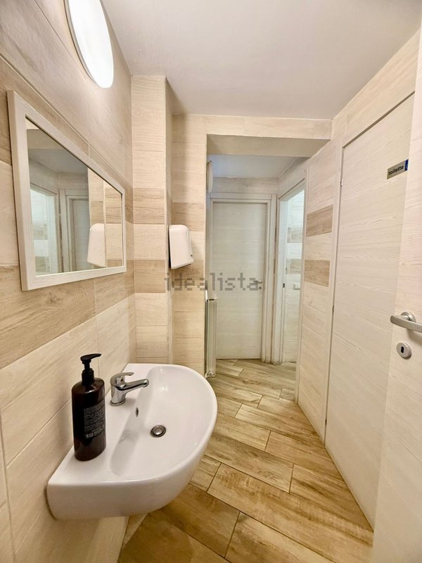 negozio in vendita a Nettuno