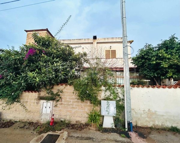 appartamento in vendita a Nettuno in zona Padiglione