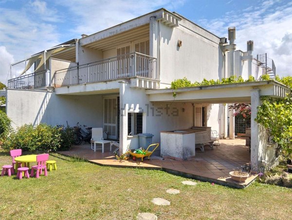 casa indipendente in vendita a Nettuno