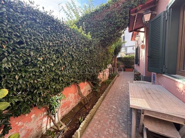 casa indipendente in vendita a Nettuno