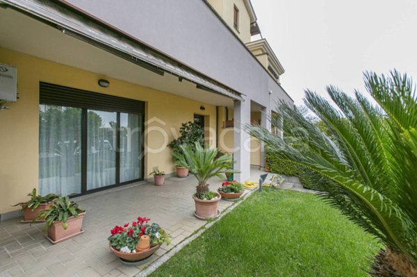 casa indipendente in vendita a Nettuno