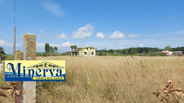 terreno edificabile in vendita a Nettuno