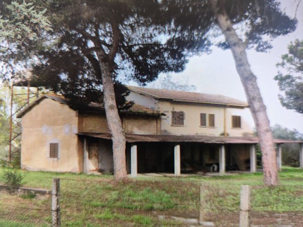 villa in vendita a Nettuno