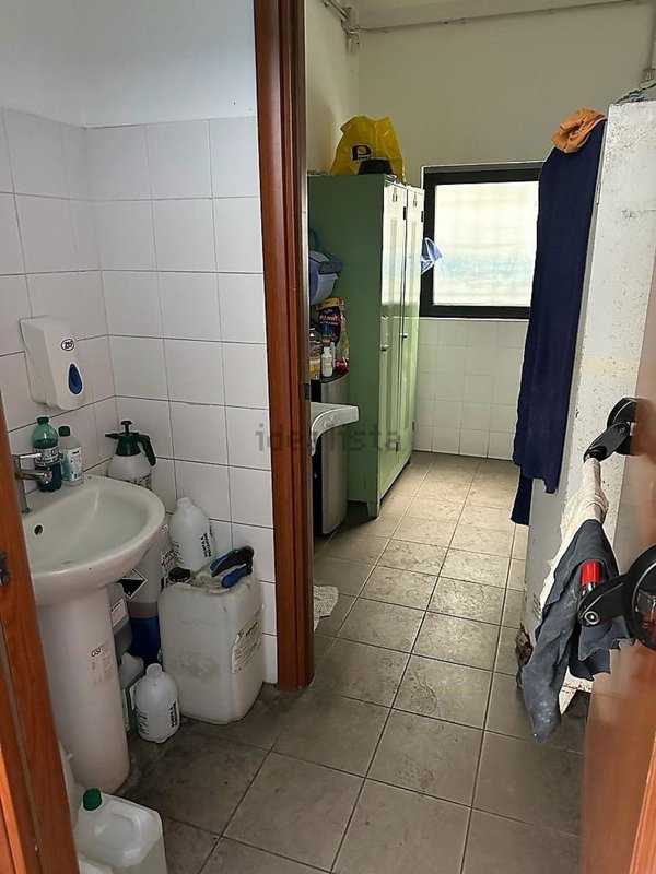 ufficio in vendita a Nettuno