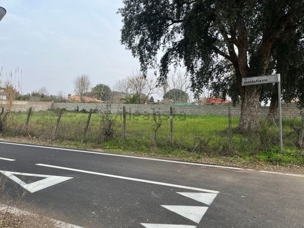 casa indipendente in vendita a Nettuno