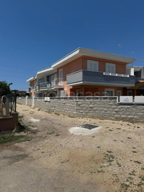 casa indipendente in vendita a Nettuno