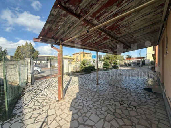 casa indipendente in vendita a Nettuno